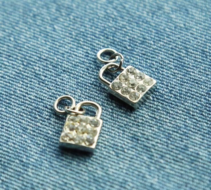 Metal Pendant Charms With Diamond
