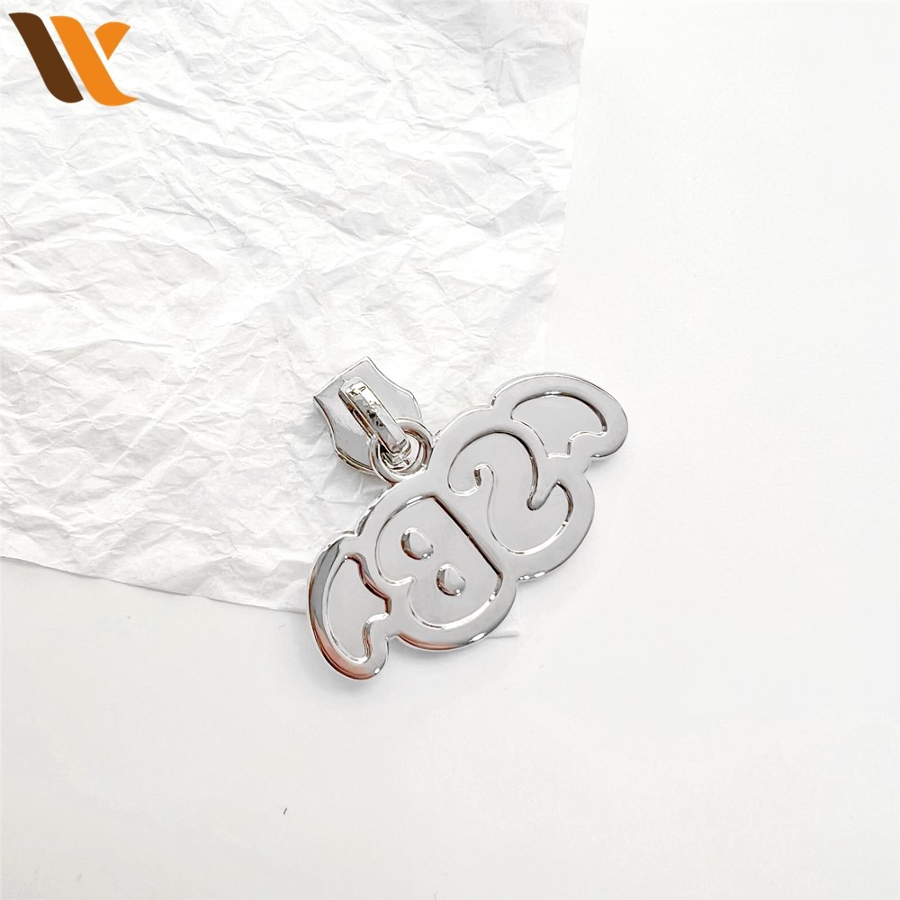 Fashion Decorative Garment Zipper Puller 3