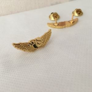 Custom Metal Pilot Krila Lapel Pin